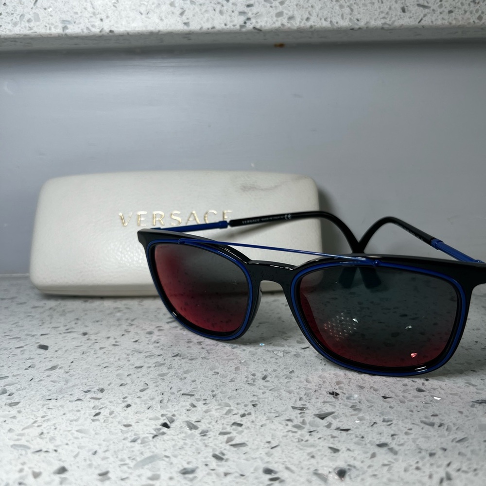 VERSACE Sunglasses with Case